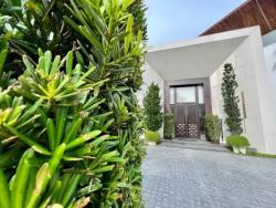 лого - SG Luxury Homes